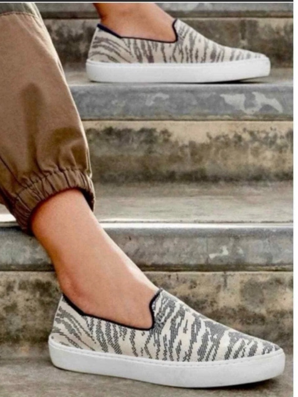 Rothy’s The Sneaker Slip On Maritime Tiger Knit Casual Sustainable Women 7.5 C16